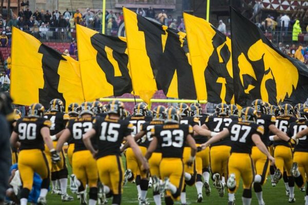 Iowa Hawkeyes Football Schedule And Predictions Sportsformulator